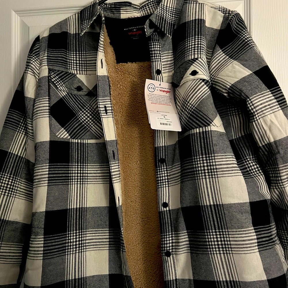 WRANGLER x ALL TERAIN Sherpa Lined Flannel